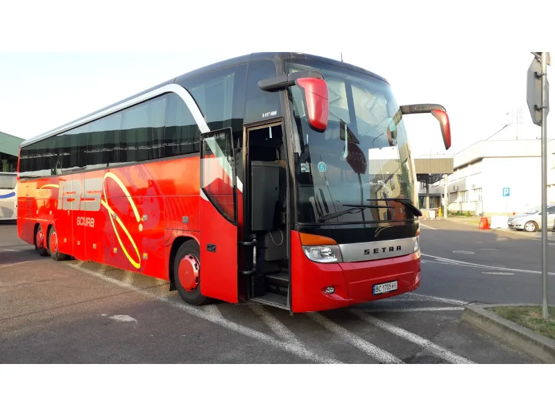 Bus photos · COMFORT TUR TRAVEL